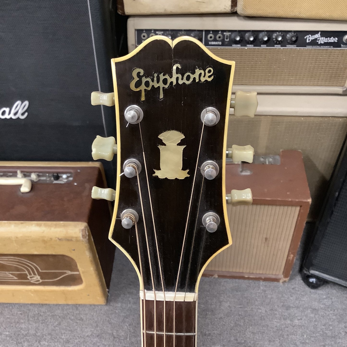 1951 Epiphone Triumph Regent