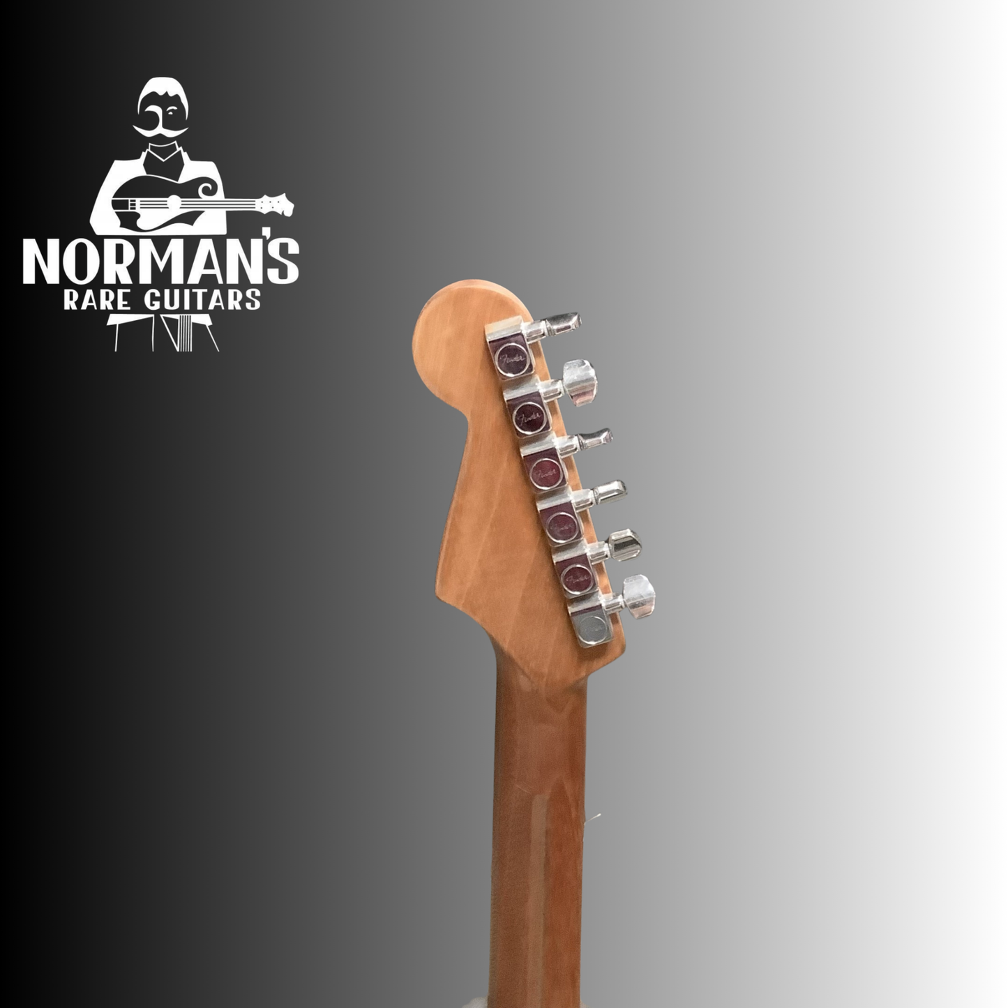 Used Fender Acoustasonic Stratocaster Natural