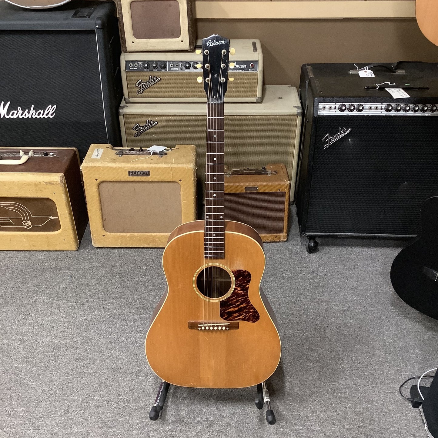Late 1930s Gibson J-35