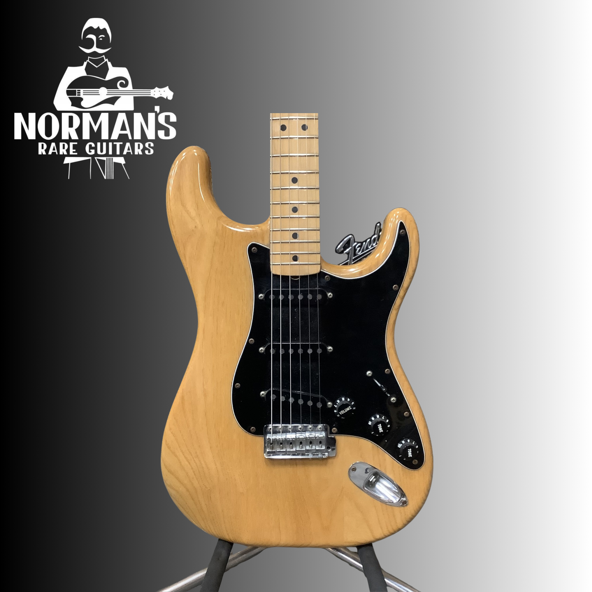 1982 Fender Stratocaster Natural Dan Smith Era – Norman's Rare Guitars