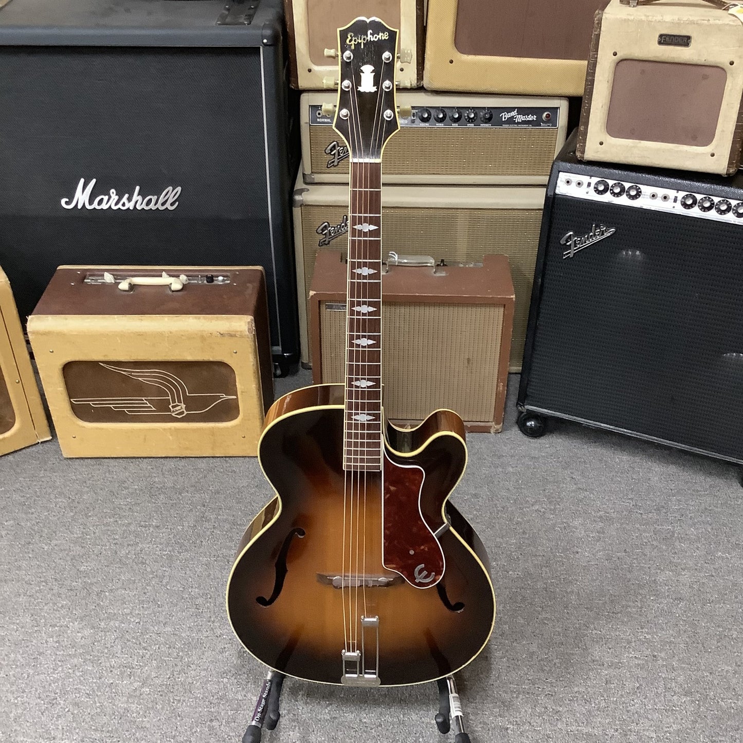 1951 Epiphone Triumph Regent
