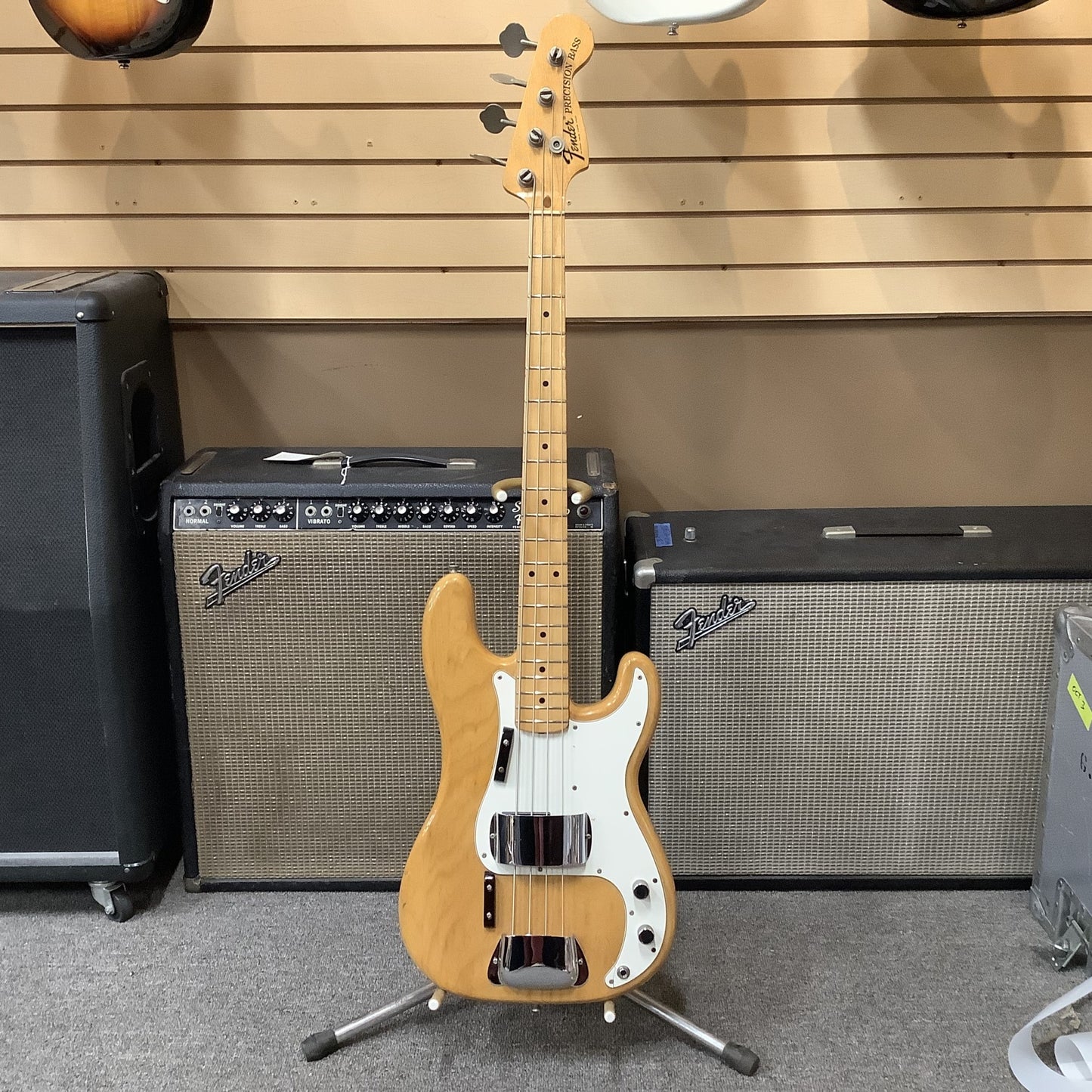 1975 Fender Precision Bass, Natural