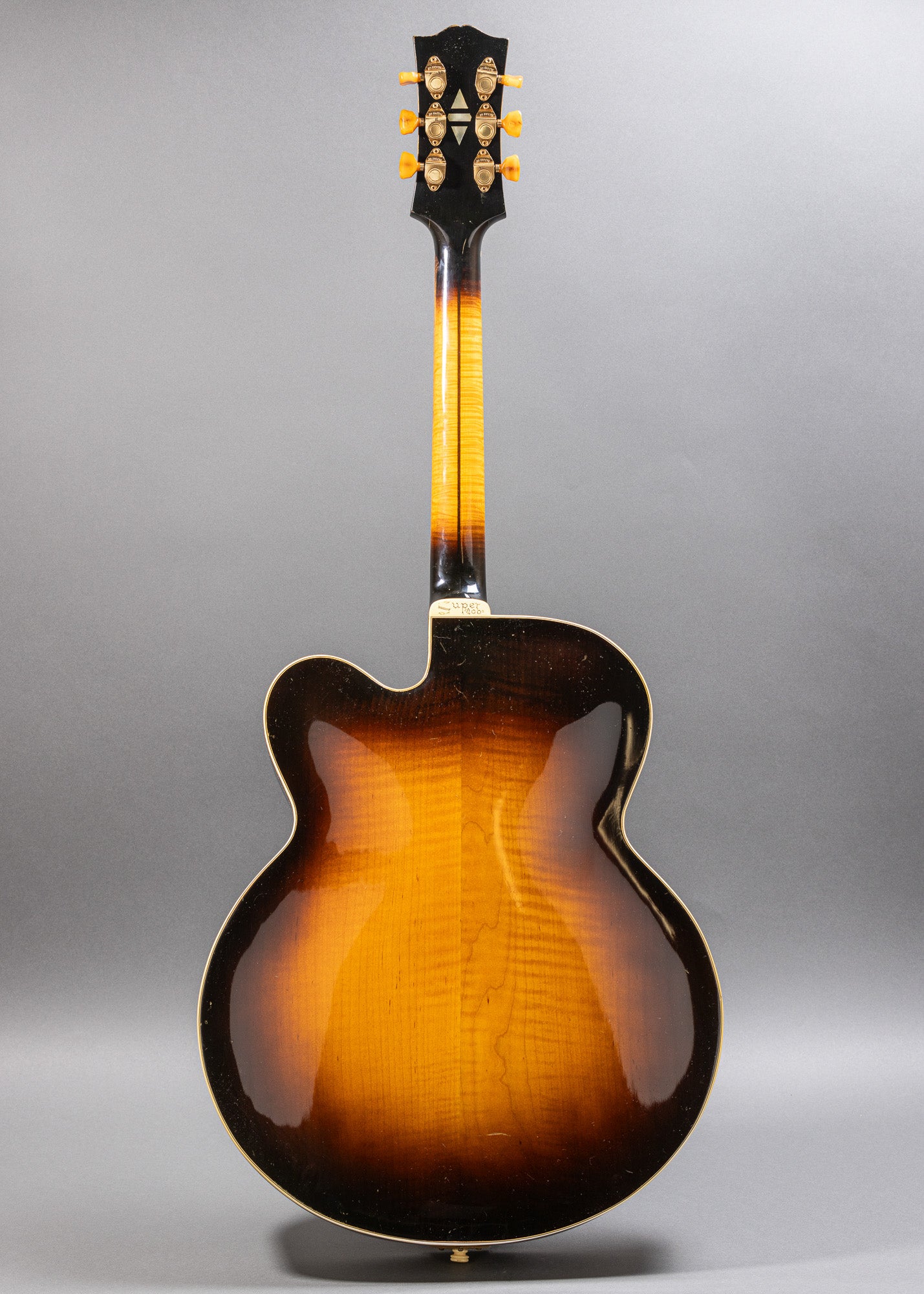 1942 Gibson Super 400 Premier Cutaway Sunburst
