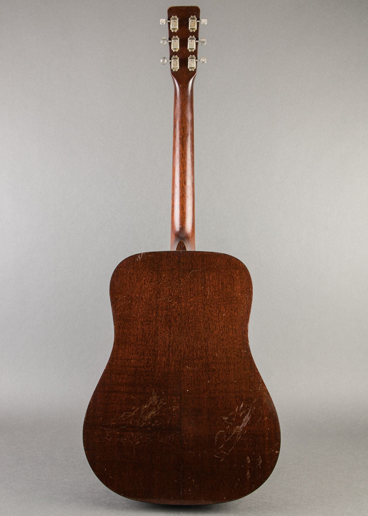 Martin D-18 1960, Natural