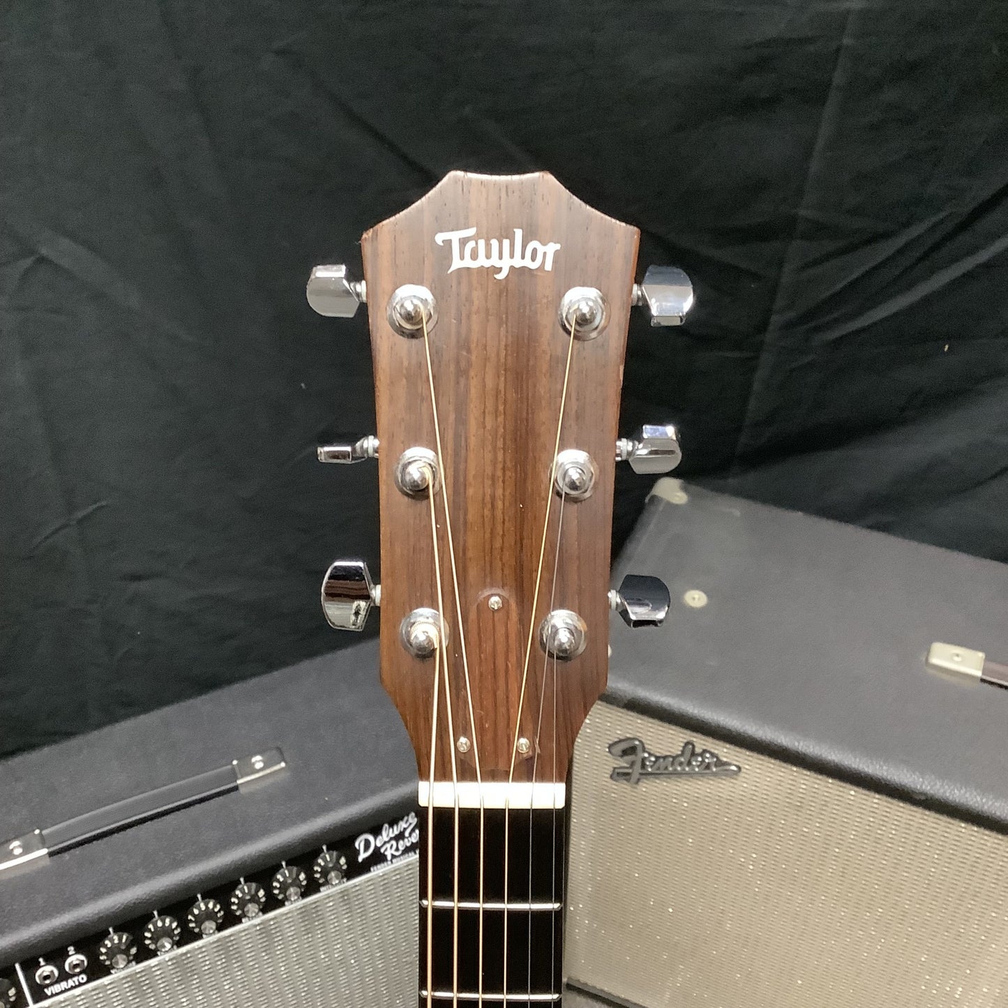 2011 Taylor 214CE-DLX
