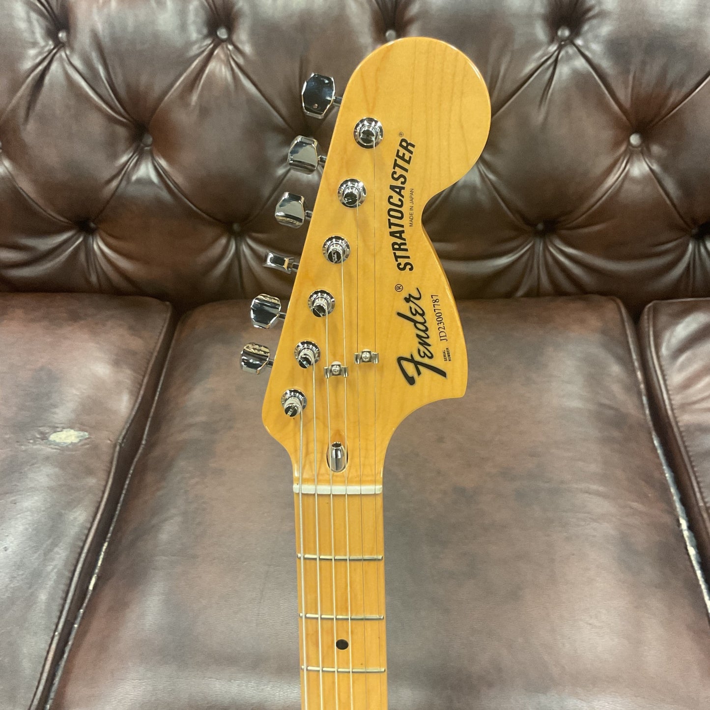 Used Fender Stratocaster Sahara Toupe Made In Japan