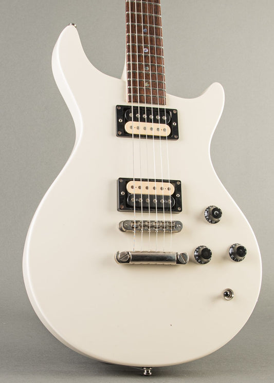 Baker B1 2000s, White