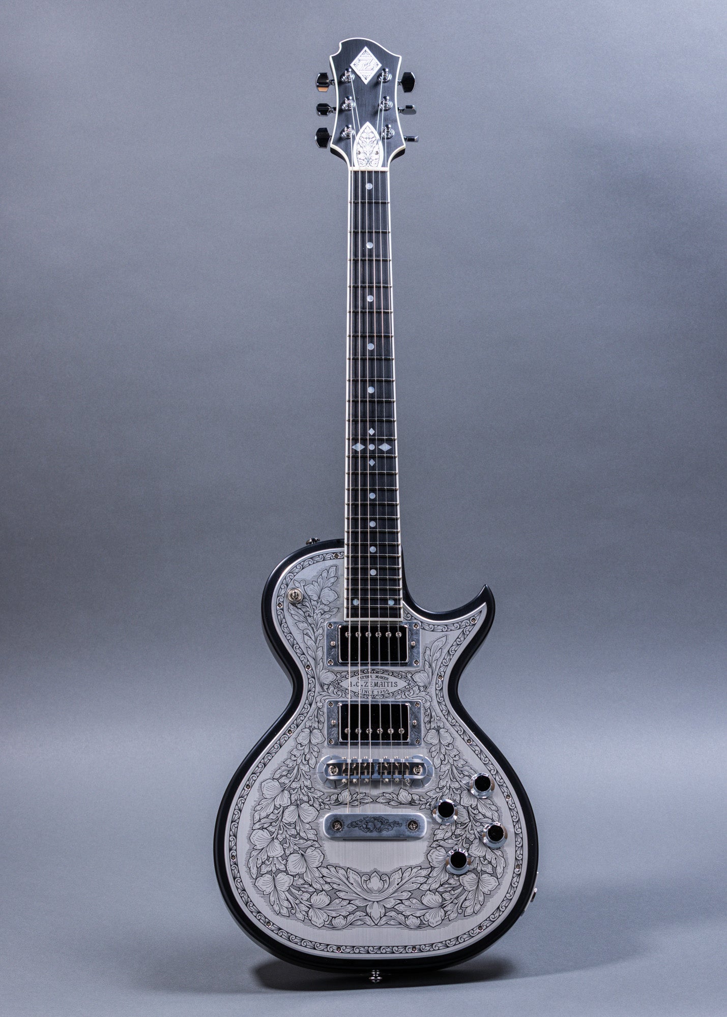 Zemaitis AC 24 Black