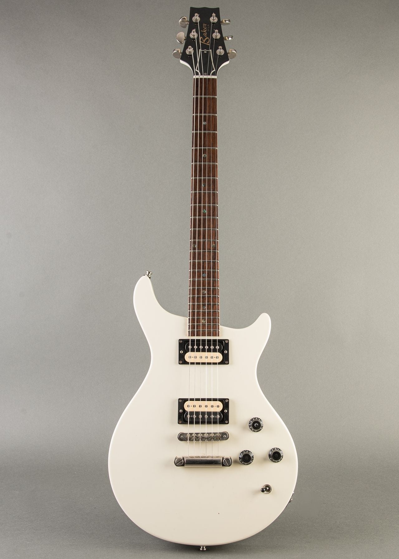 Baker B1 2000s, White